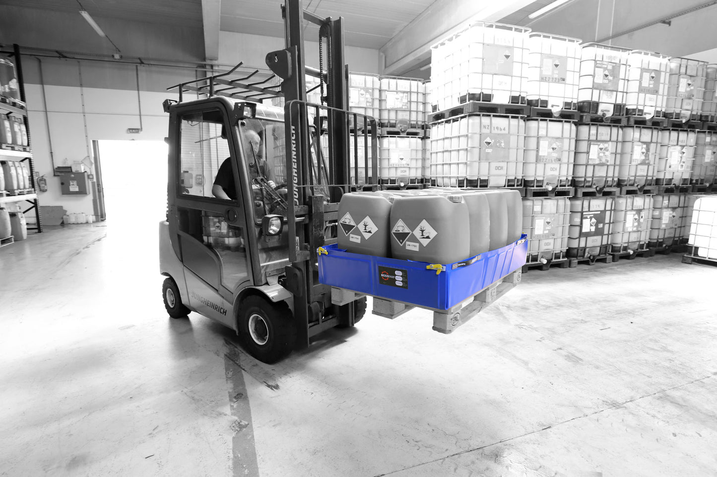 Hopfällbar Spill‑Berm för Pall