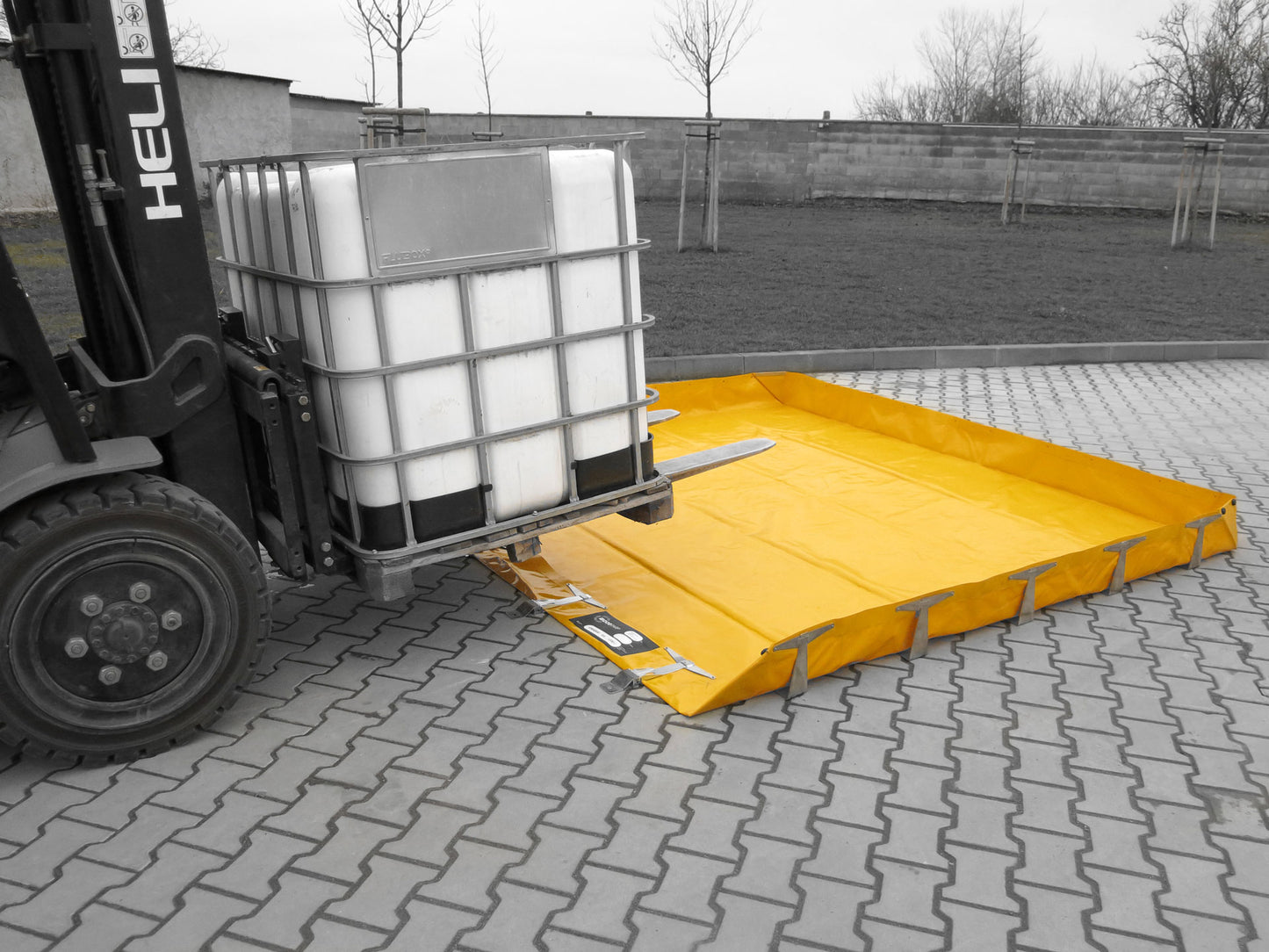 Collapsible Spill Berm – Collapsible Spill Bund UNIQUE