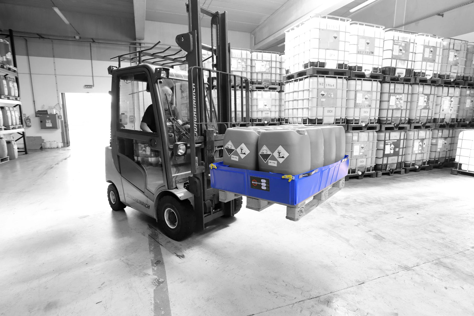 Hopfällbar Spill‑Berm för Pall