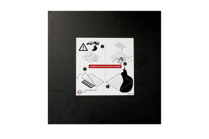 ECCOTARP Magnetic Drain Cover MDC magnetisk brunnlock MDC 01 MDC 02 MDC 03 MDC 04 kemikalieresistent avloppstäckning magnetfilm strontiumferrit klorinerad polyeten 510x510 mm 600x600 mm 1000x1000 mm 0.9 mm tjocklek 0.8-3.3 kg väderbeständig oljeprodukter utspädda syror baser -20°C till +80°C hydrostatic adhesion platt yta stål avlopp snabbinsats återanvändbar väggställ förvaring miljöskydd industriell sanering akut respons.

