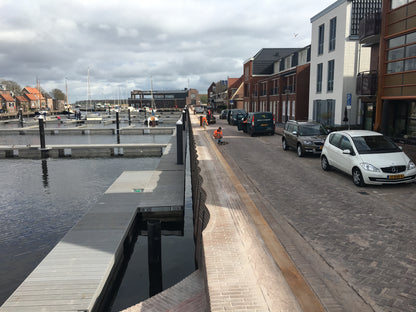 passiv betongkassetten SCFB betongkassett för översvämningsbarriär gjutas på plats betongkassett valfri längd flytande väggar översvämningsbarriär byggs på plats ingen tung transport anpassade ritningar betongkassett vägledande stolpar riktning av barriär SCFB-barriärer kompatibel betongkassett Hyflo lösning platsgjuten betongkassett modulär översvämningsbarriär betongfundament för vattenbarriär skräddarsydd betongkassett översvämningsskydd betonglösning för barriärer anpassningsbar betongkassett för SCFB-s